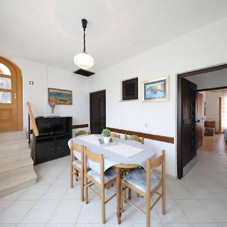 Knez - Relaxing Apartments Near The Sea On Mali Iz Ngoại thất bức ảnh