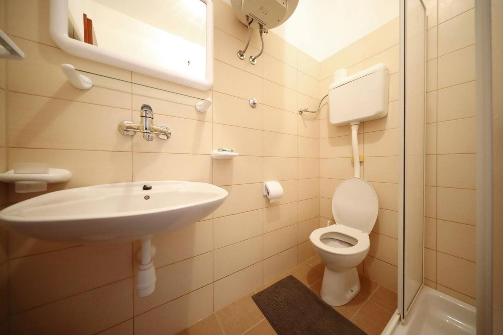 Knez - Relaxing Apartments Near The Sea On Mali Iz Ngoại thất bức ảnh