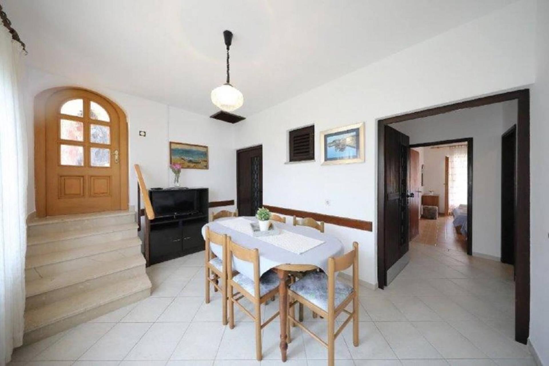 Knez - Relaxing Apartments Near The Sea On Mali Iz Ngoại thất bức ảnh